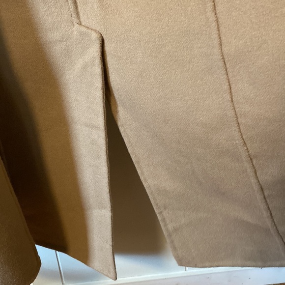 ๐ฅ๐๐ HOST PIC ๐๐๐ฅJoie Wool Trench Coat SZ Med Tan color 1 button closure - Picture 8 of 17